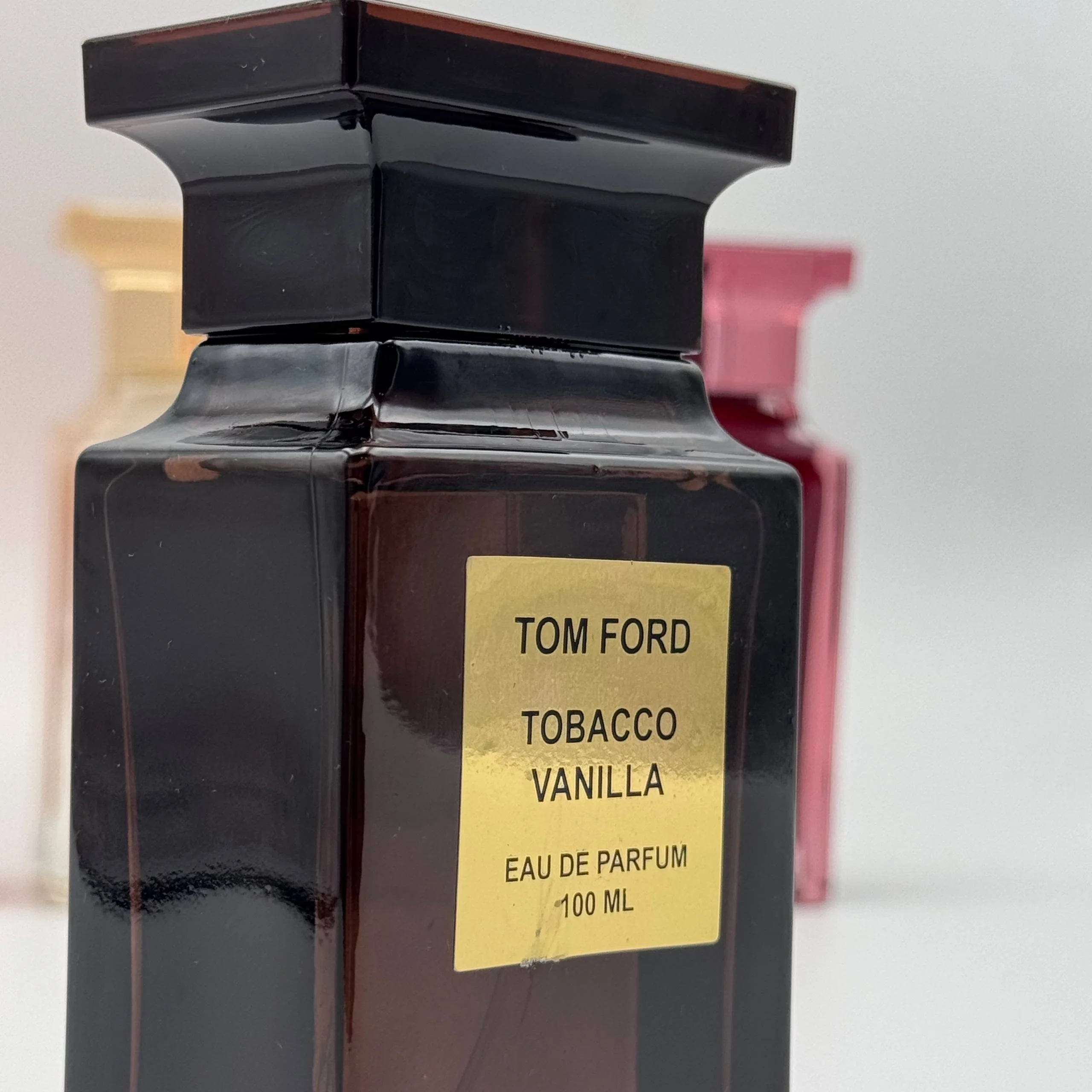 Tom Ford Perfumes - عروض نهاية السنة المذهلة في الجزائر