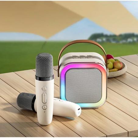 مكبر صوت محمول مع ميكروفون لاسلكي وإضاءة LED تفاعلية - مثالي للحفلات الصغيرة وجلسات الكاريوكي