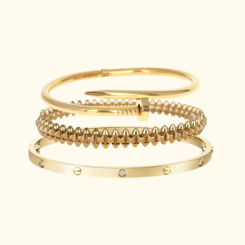 حزمة: ثلاثة أساور