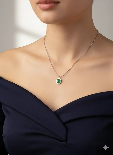 سنسلة فاخرة – لمسة أناقة كتكمّل اللوك ديالك