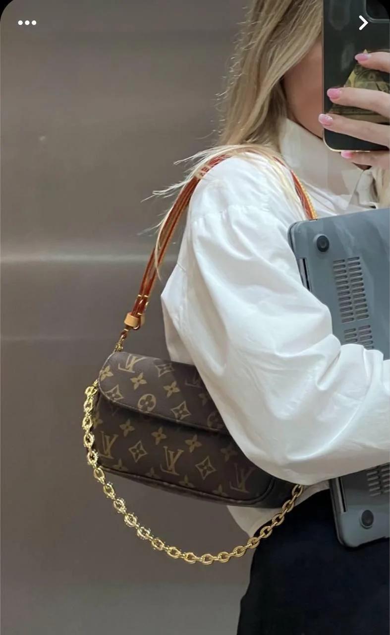 Louis Vuitton Wallet On Chain Ivy