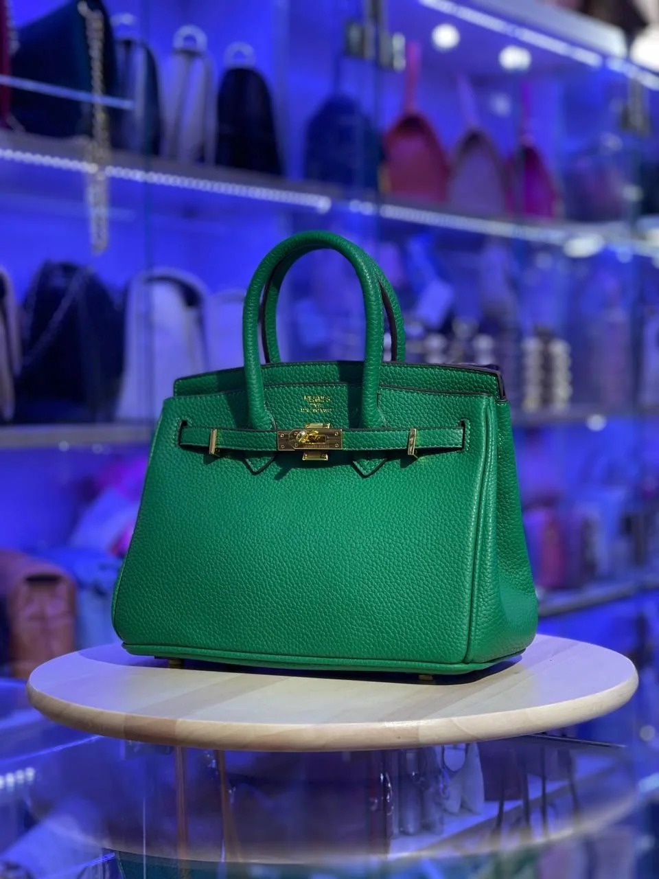 Sac à main Hermès Birkin 25 cm en cuir Swift rose Thé