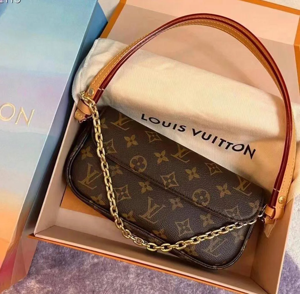 Louis Vuitton Wallet On Chain Ivy