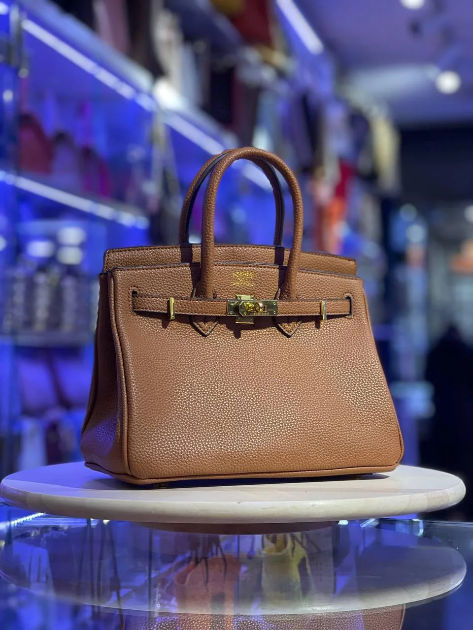 Sac à main Hermès Birkin 25 cm en cuir Swift rose Thé