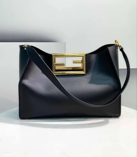 FENDI WAY MEDIUM CALFSKIN LEATHER TOTE BAG