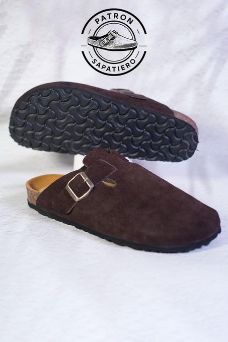 صابو دان  انيق ومرتاح- بلون بني غامق