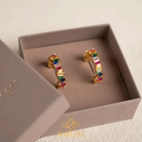 BOUCLES D'OREILLES AVEC ZIRCONS COLORÉS