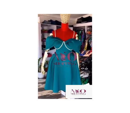 ROBE ÉLÉGANTE ET MILIMÉTRÉ