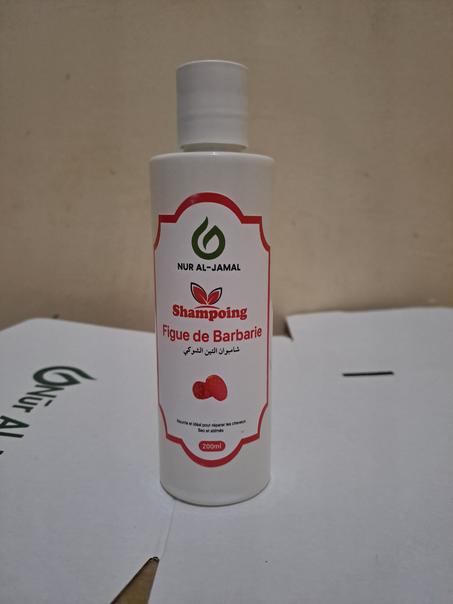 شامبو مع سيروم للعناية بالشعر