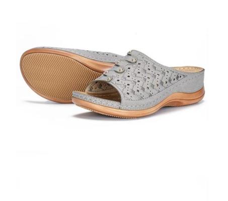 صندل الجلد الرمادي الأصلي المريح للسيدات الأكثر مبيعاً في العالم