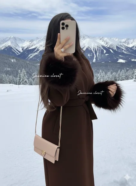 🧥 مونطو كاشمير فاخر بالفورير – أناقة شتوية بدفء مثالي ❄️🔥