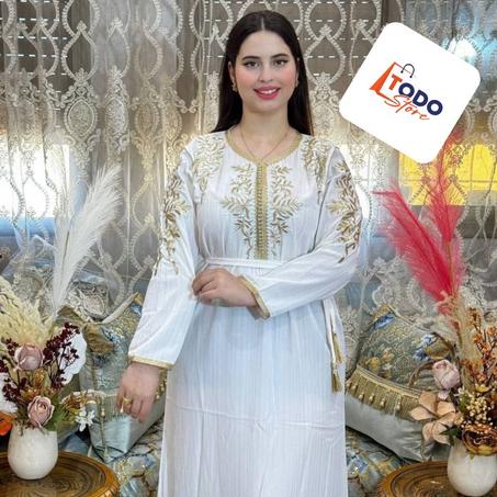 🌟 الأناقة في كل تفصيلة تميّزي بإطلالة مغربية راقية!