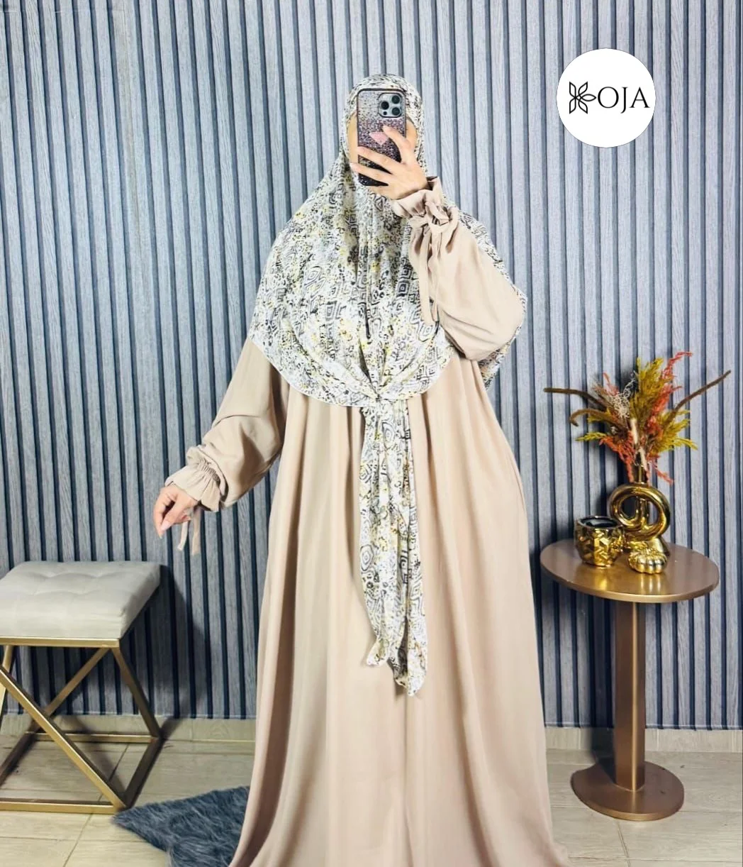 Abaya élégante et moderne