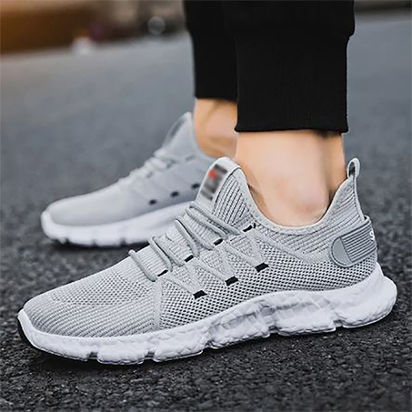 حذاء موديل جديد صيفي خفيف بشكل عصري