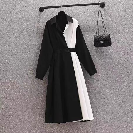 ملابس نسائية