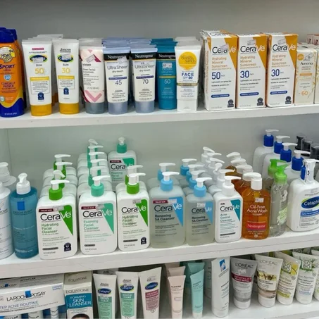 أدوات العناية بالبشره