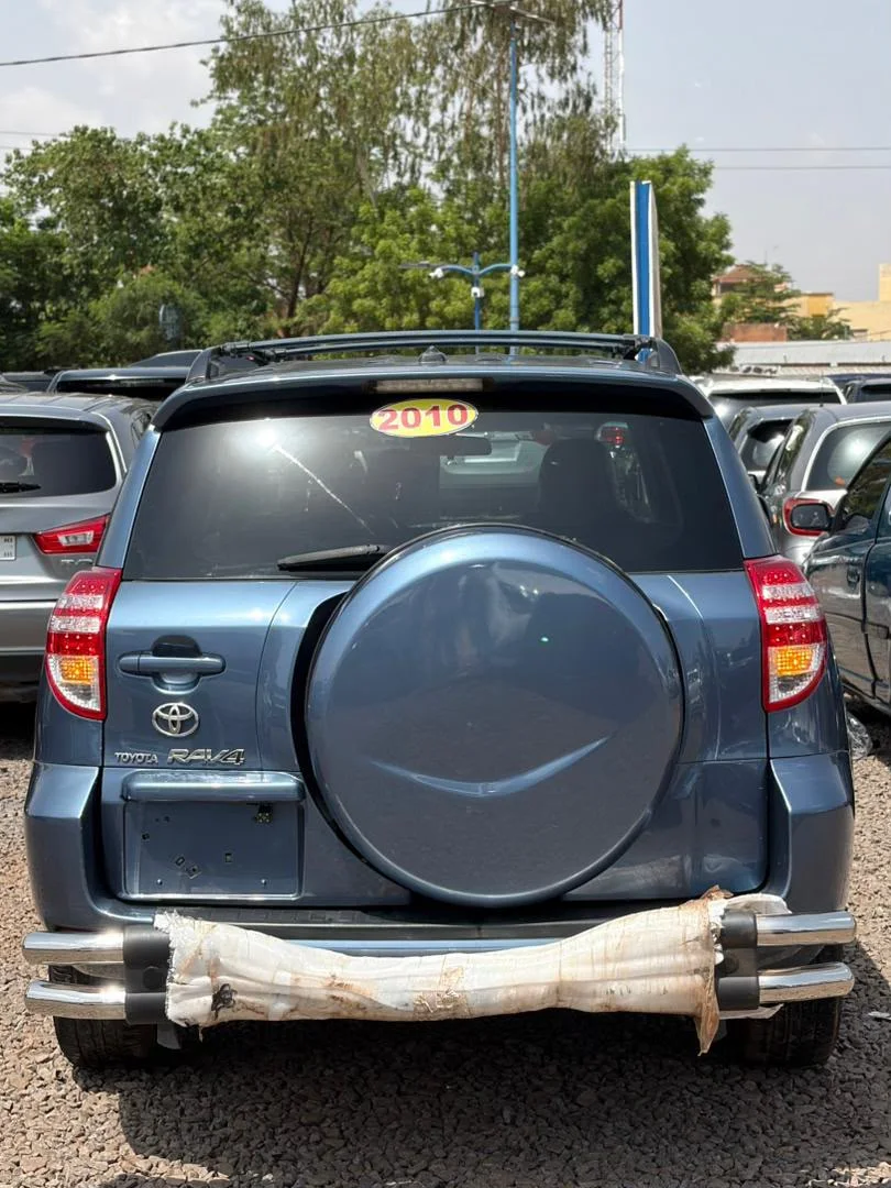 RAV4 2010