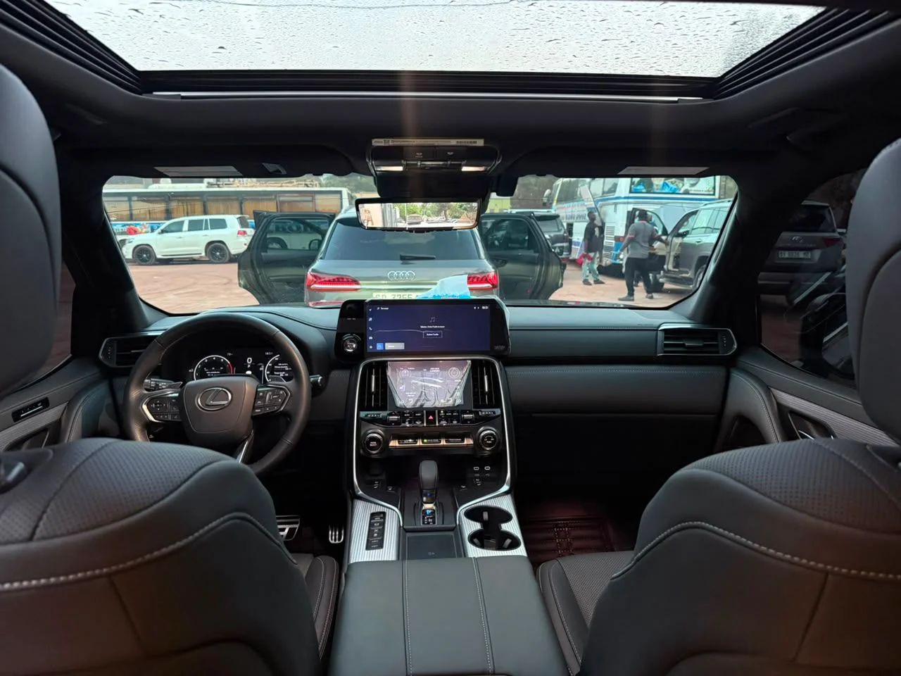 Lexus Lx 700h 2026 essence Climatisée