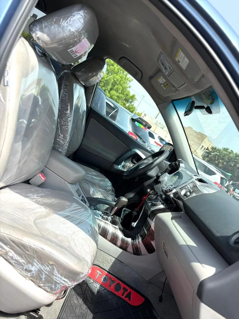 RAV4 2010