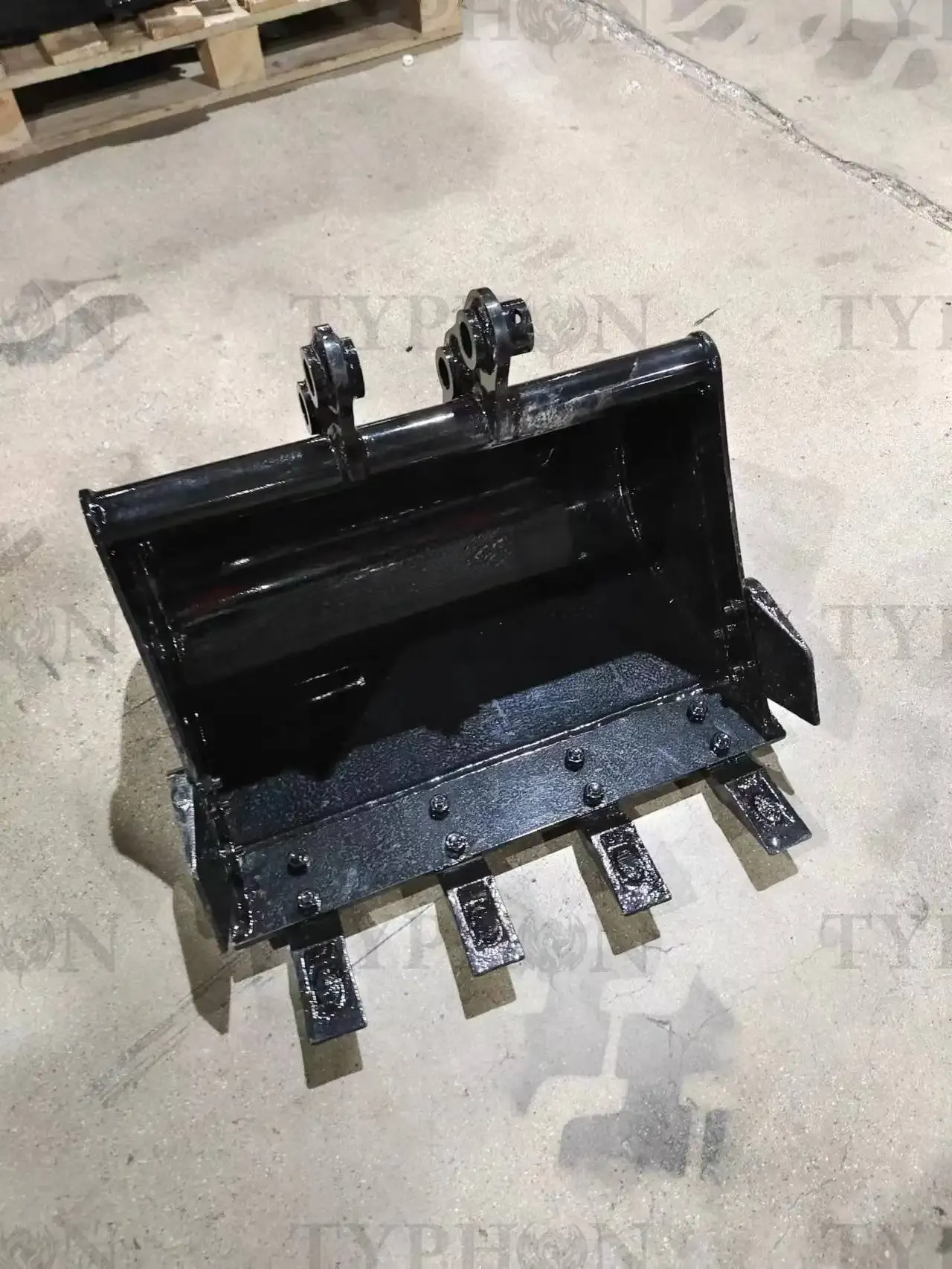 2-3.5 Ton Mini Excavator Attachment 600mm Teeth Bucket Trenching Buckets 23 inch