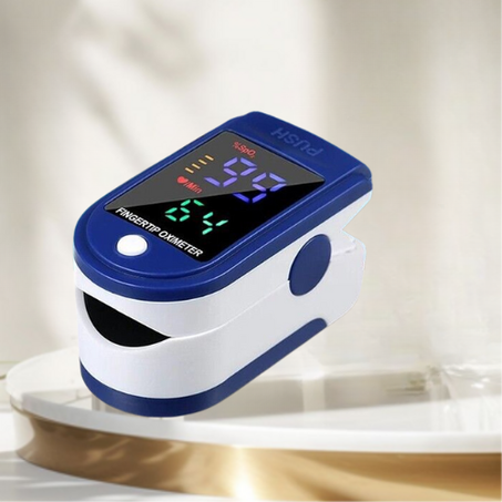 جهاز قياس الأكسجين في الدم عبر الإصبع