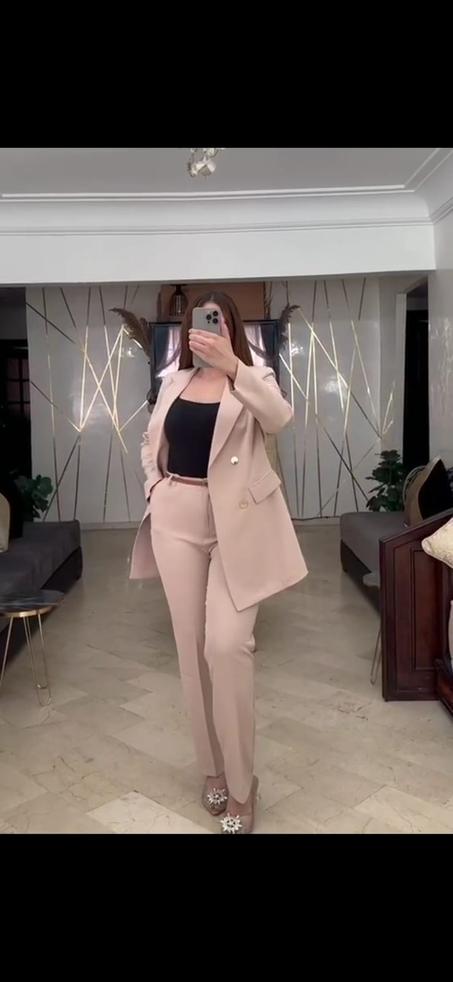 فستان نسائي انيق وردي فاتح