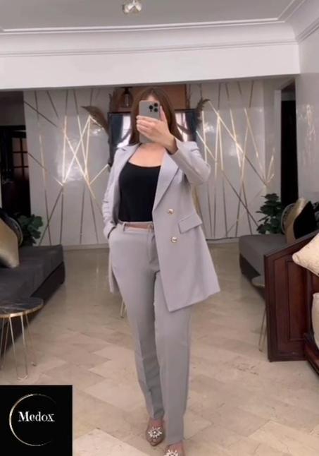 فستان نسائي انيق رمادي