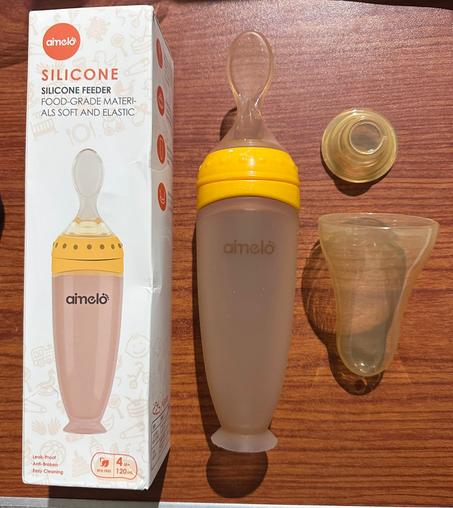 Baby Feeding Spoon  ملعقه فريده من نوعها مخصصة للاطفال