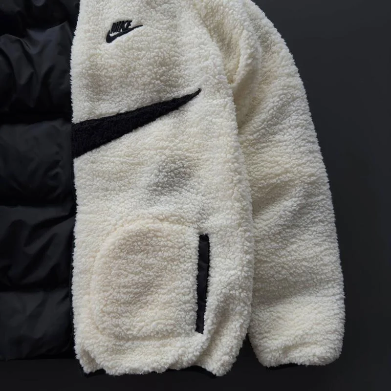 DOUBLE FACES NIKE JACKET NOIR ET BLANC