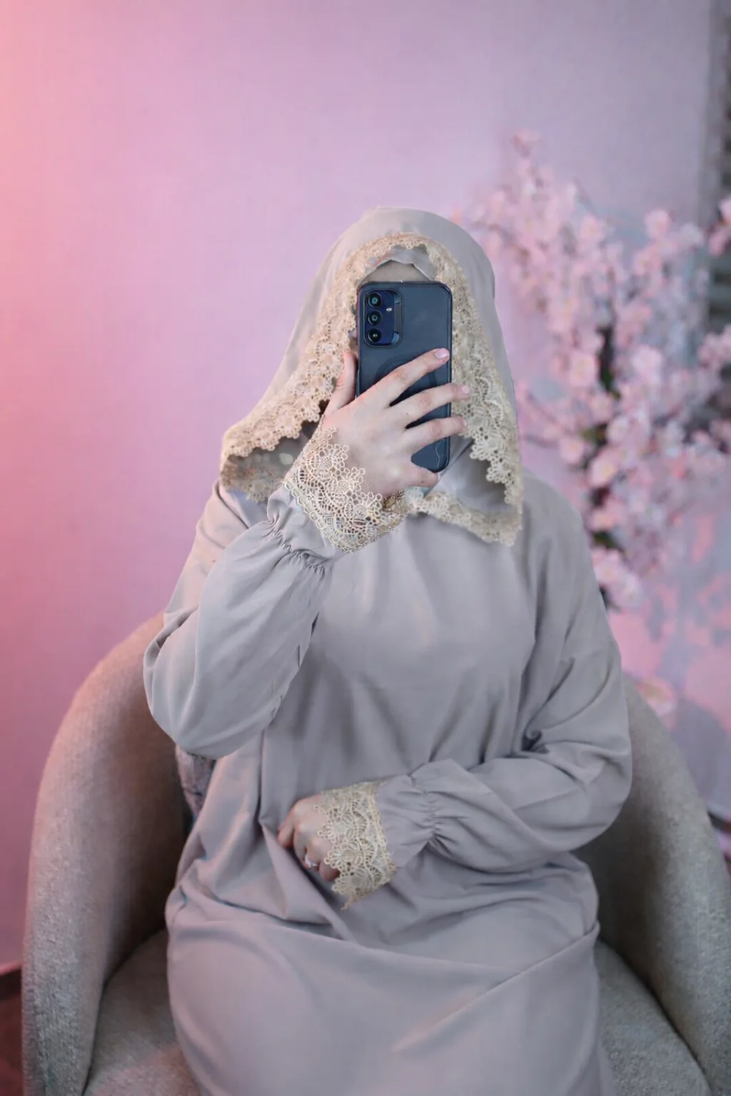 عباءة صلاة بالدونتيل - قياس واسع ومريح
