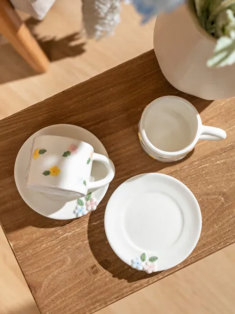 tasse a café avec soutasse