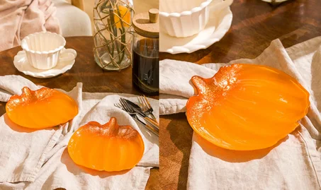 Lot de 2assiettes en verre figurés citrouille orange