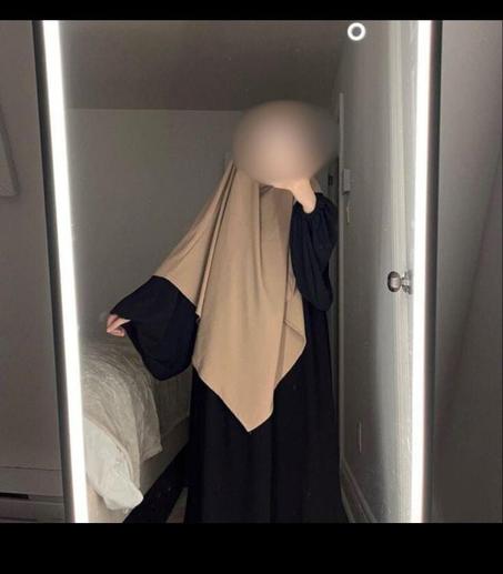 طقم متناسق جميل