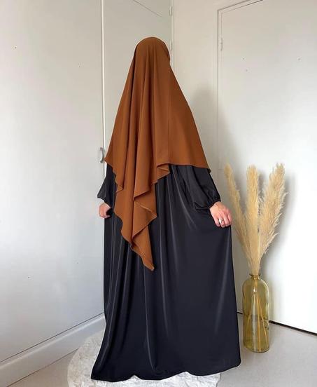 طقم متناسق جميل