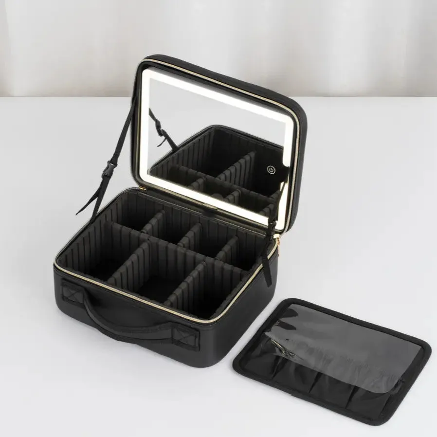 حقيبة الماكياج بإضاءة LED – لتنظيم أدواتك وأناقتك فكل مكان