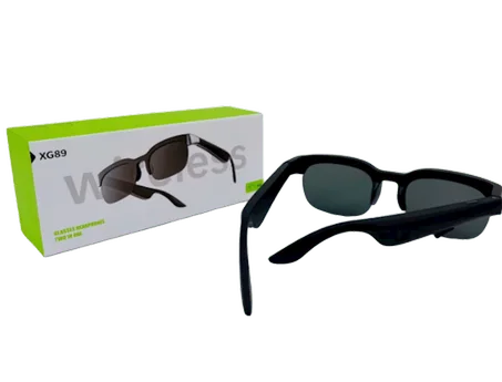 نظارات مع مايكروفون