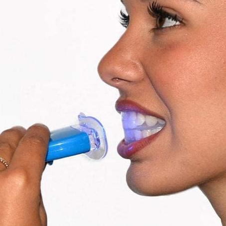 جهاز تبييض الأسنان بالليزر