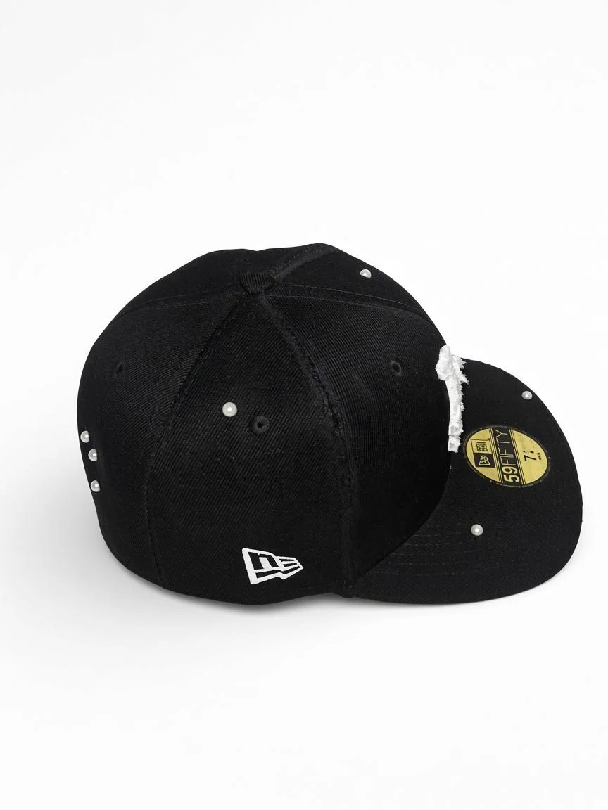 BLACK V OYSTER