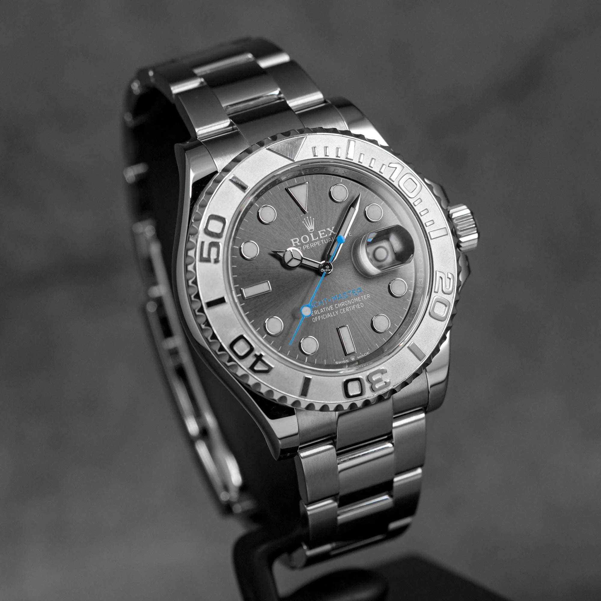 ROLEX Yacht master  - rhodium - Oyster (35,500da - 3 million 5500 da)