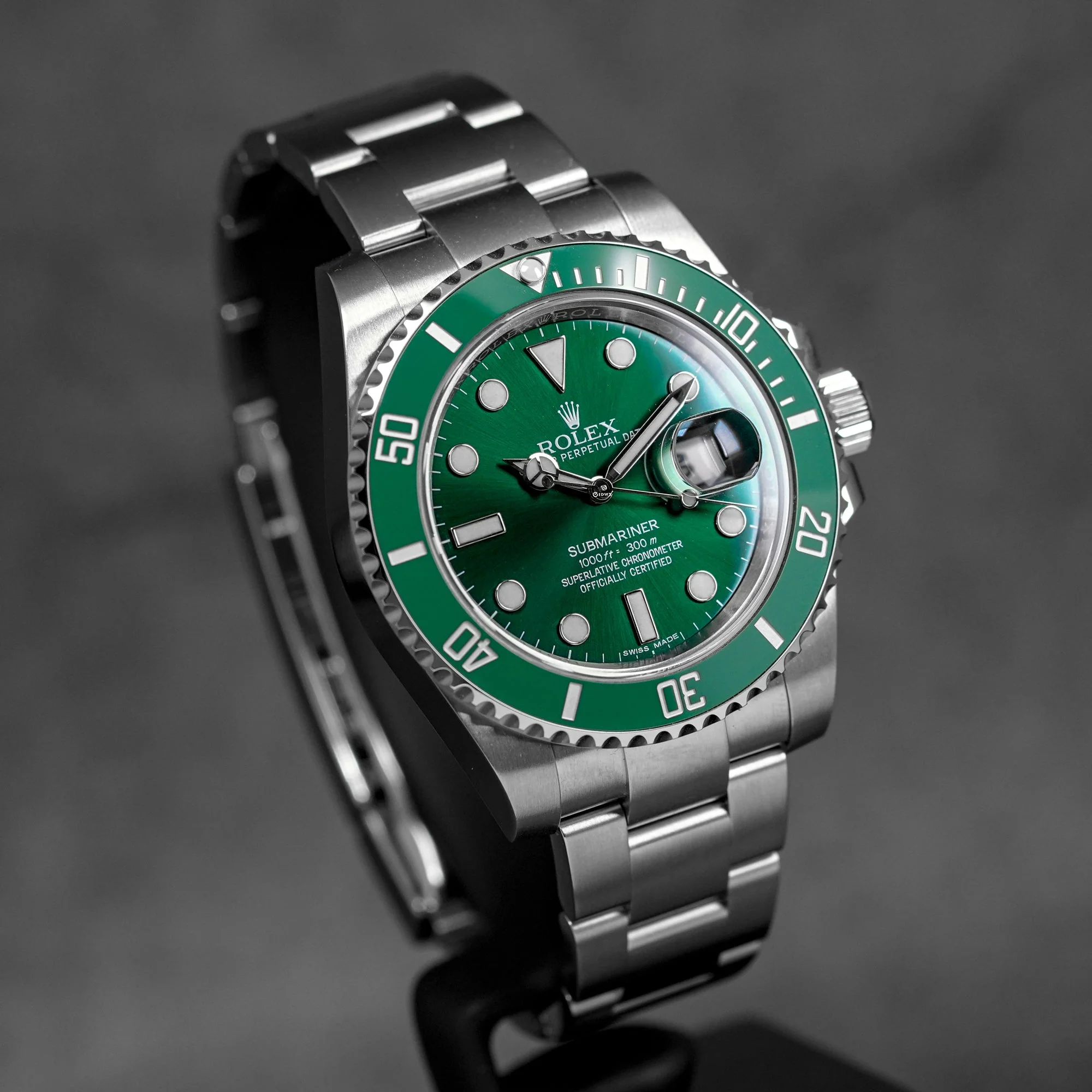SUBMARINER DATE 40MM 'HULK'