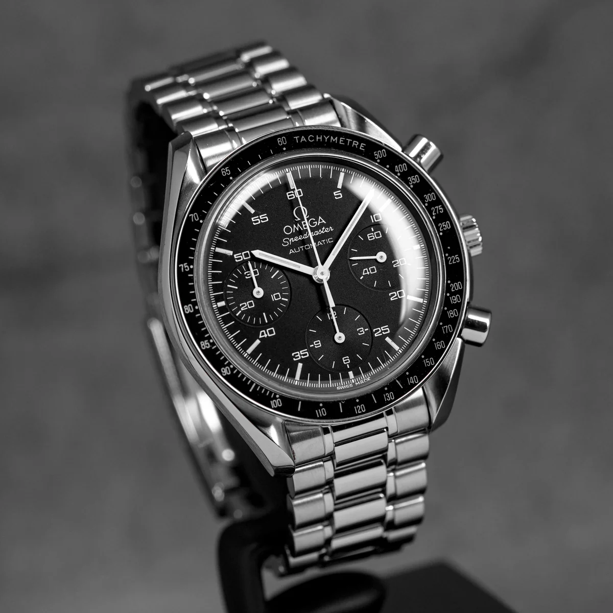 Omega speedmaster - Moteur Miyota - verre crystal sapphire