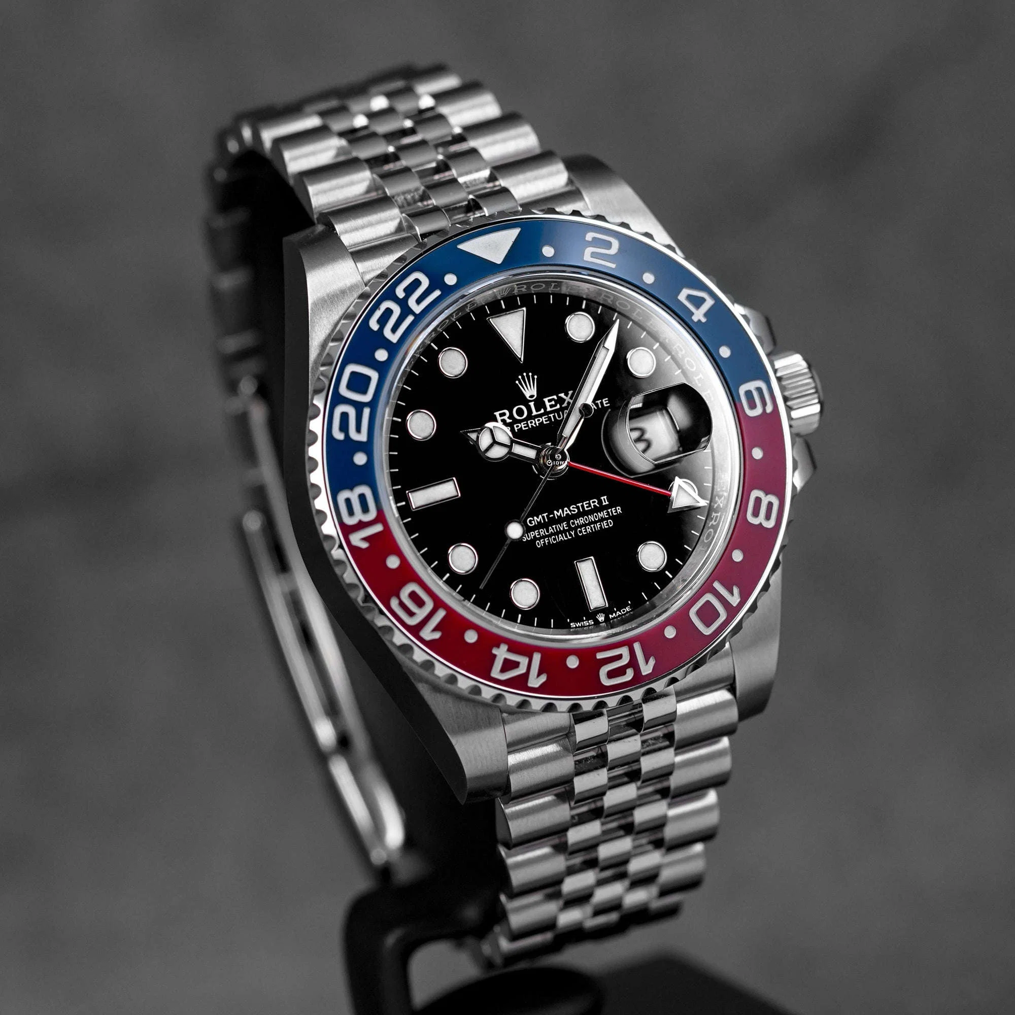 ROLEX GMT master  - Pepsi - Jubilee (35,500da - 3 million 5500 da)