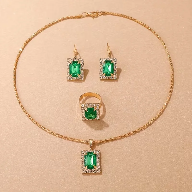 Green Émeraude Luxury Watch Set – Timeless Elegance for Her