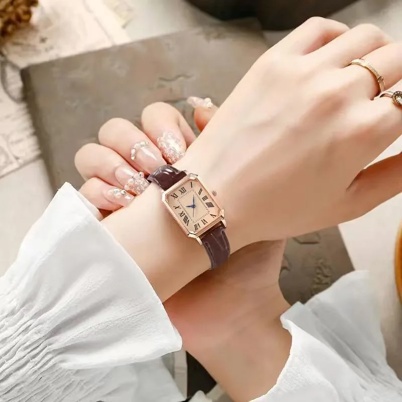 DUETTE — The Set That Switches With Your Style