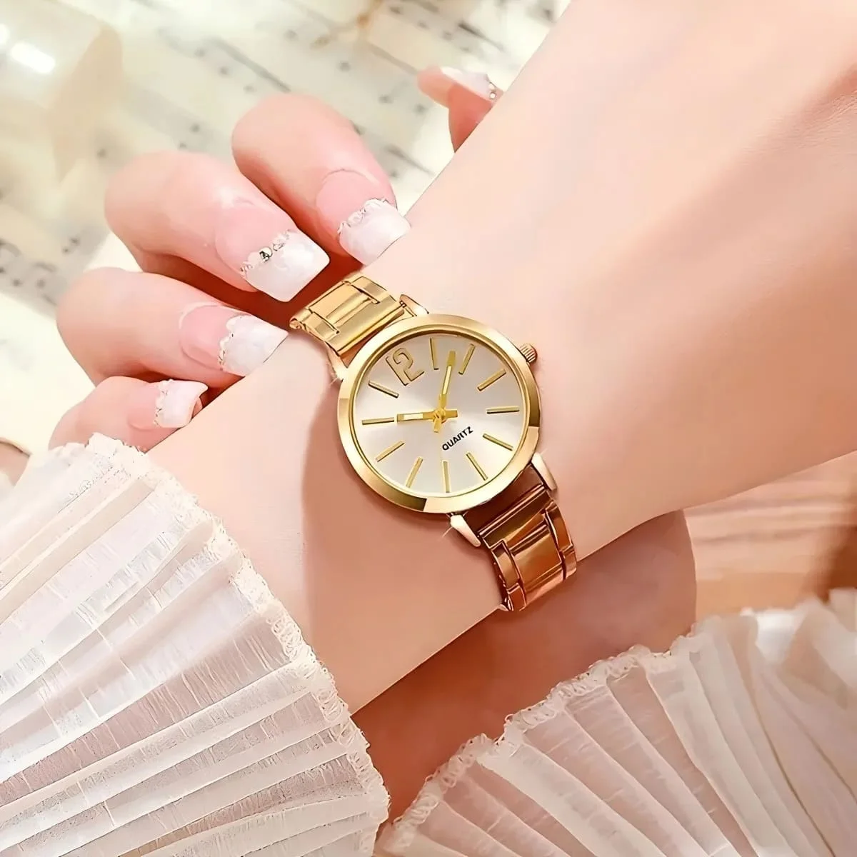 Royelle™ – Royal Elegance Gold Watch & Jewelry Set
