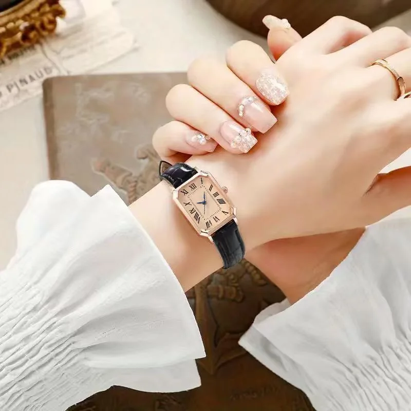 DUETTE — The Set That Switches With Your Style