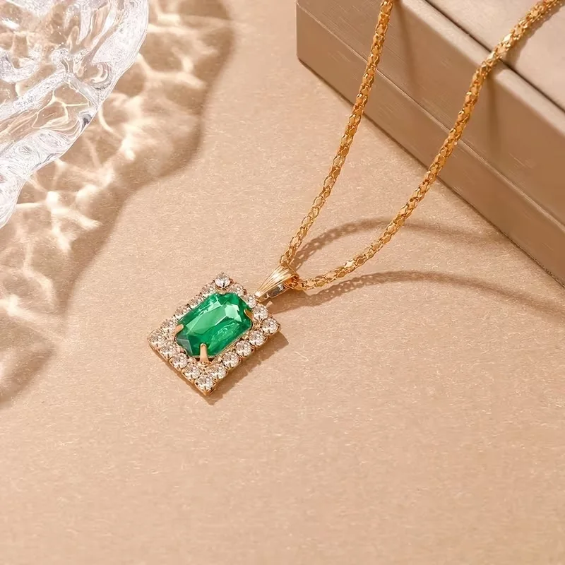 Green Émeraude Luxury Watch Set – Timeless Elegance for Her