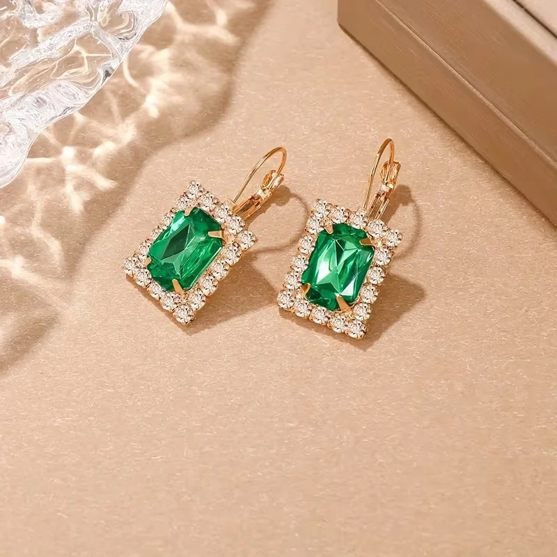 Green Émeraude Luxury Watch Set – Timeless Elegance for Her