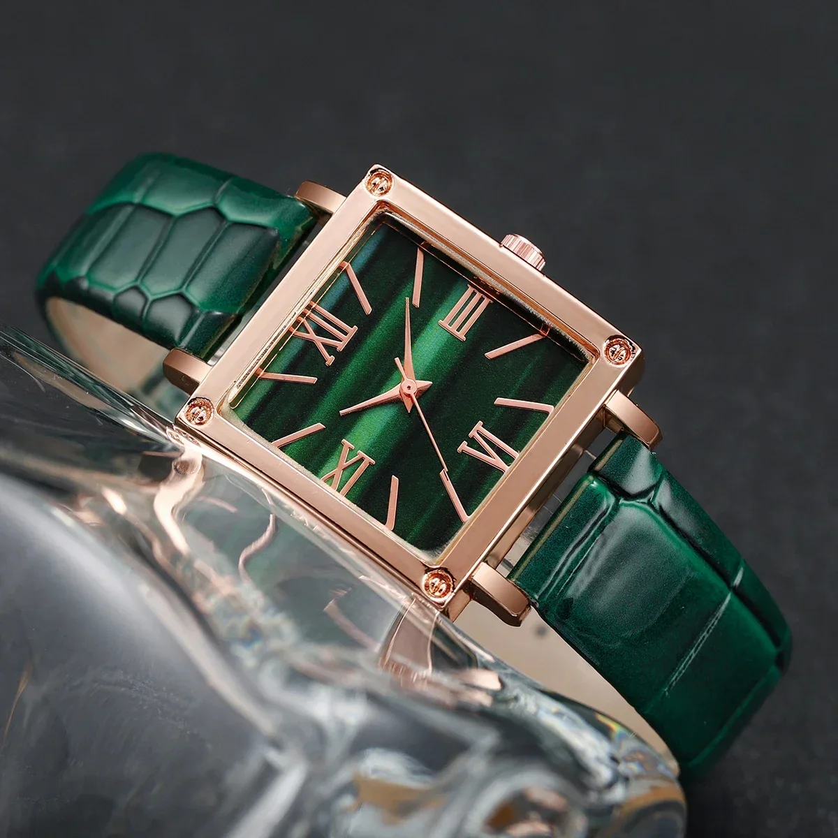 Green Émeraude Luxury Watch Set – Timeless Elegance for Her