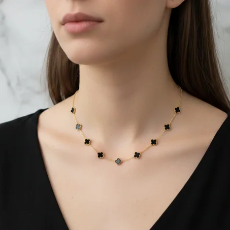 Collier Sautoir Trèfles Onyx Noir et Or Jaune